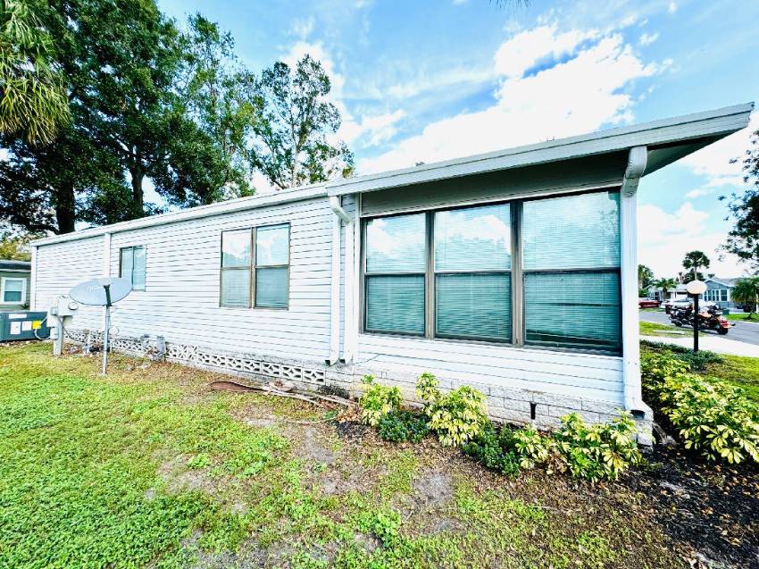 4466 Alvamar Trail a Lakeland, FL Mobile or Manufactured Home for Sale